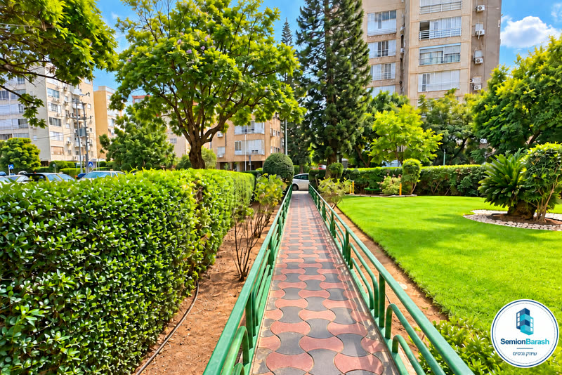 Photo 7 sur 7 : 4 pièces rénové, 6e étage — rue Dizengoff, Netanya