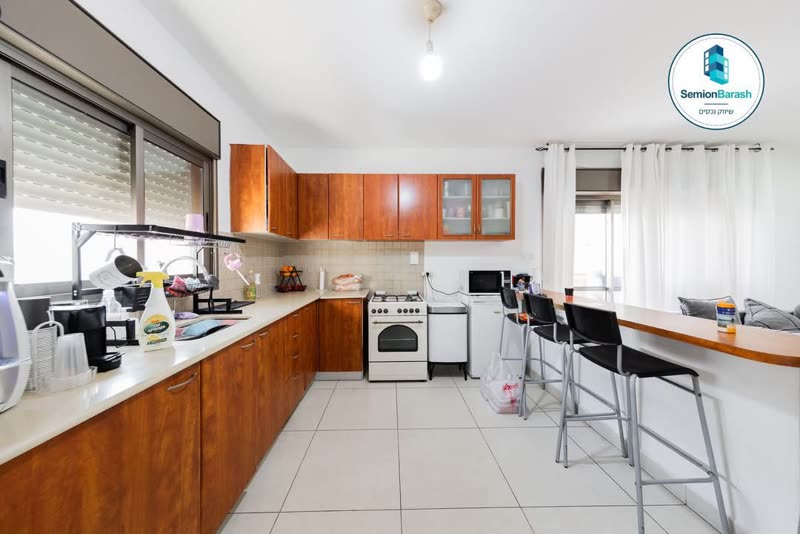 תמונה 2 מתוך 5: 4 חדרים מרווחת — גלי הים, נתניה