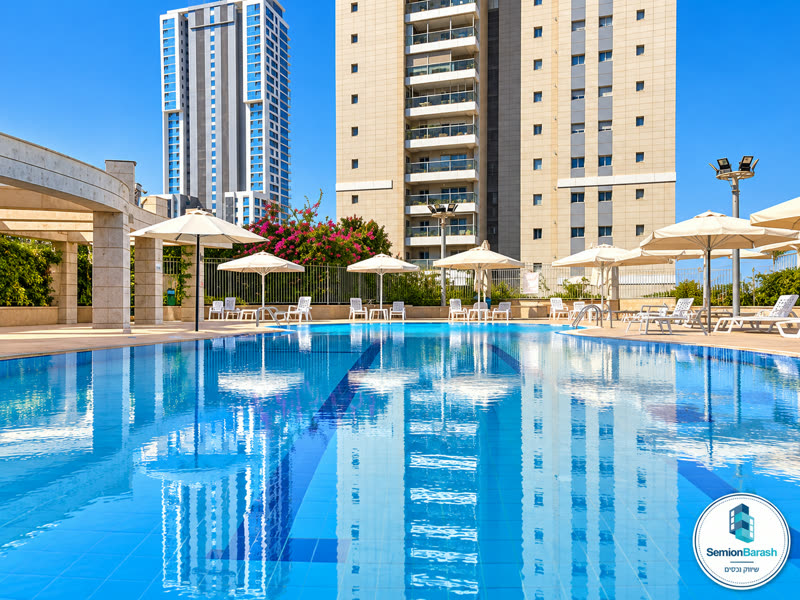 תמונה 9 מתוך 11: דירת 5 חדרים בעיצוב אדריכלי, קומה 14 — עיר ימים, נתניה