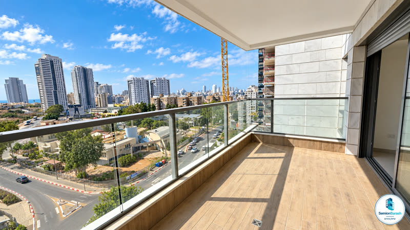 Photo 1 sur 9 : 5 pièces vue mer, 6e étage — Park HaYam, Netanya