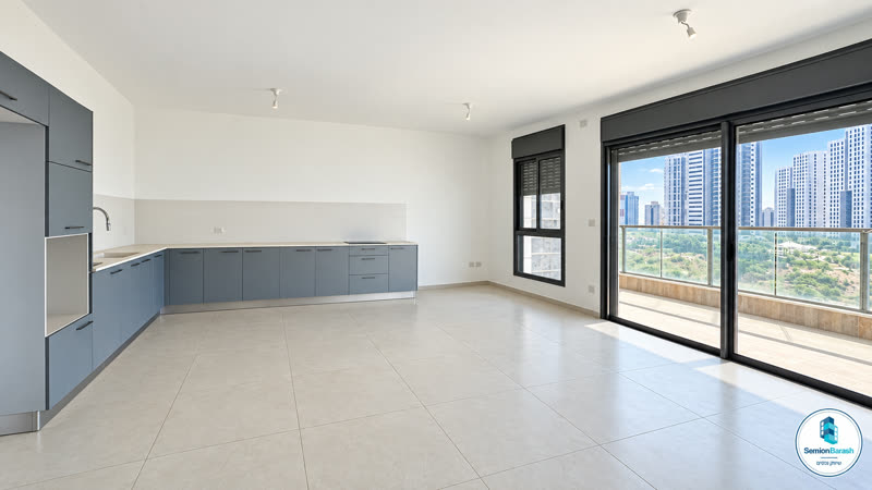 Photo 2 sur 9 : 5 pièces vue mer, 6e étage — Park HaYam, Netanya